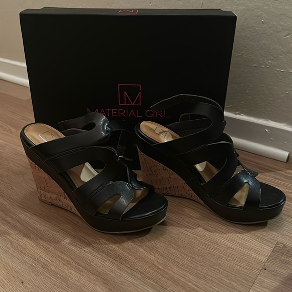 Shoes - Material girl wedges, Size 6.5